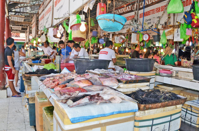 Chợ D'Talipapa - nơi bán món ăn ngon rẻ ở Boracay