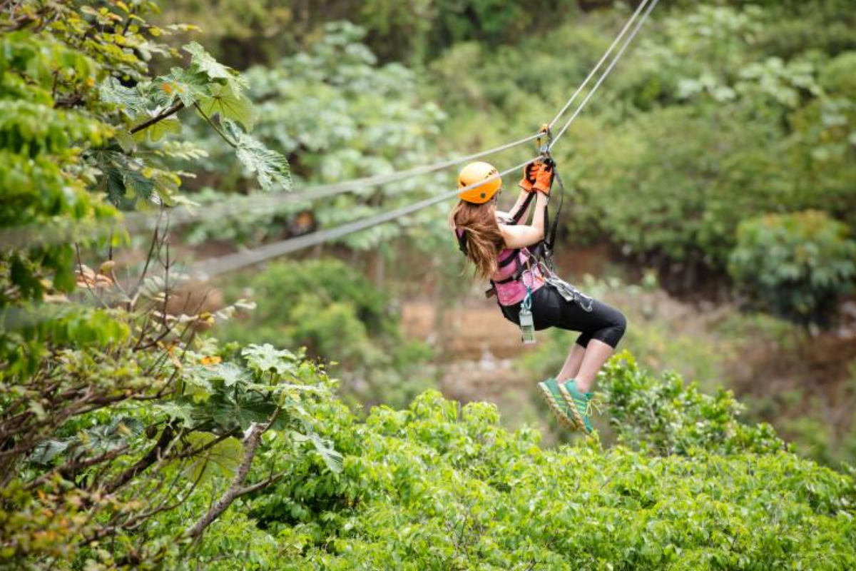 kinh nghiệm du lịch Boracay tự túc 2023 - đu dây Zipline