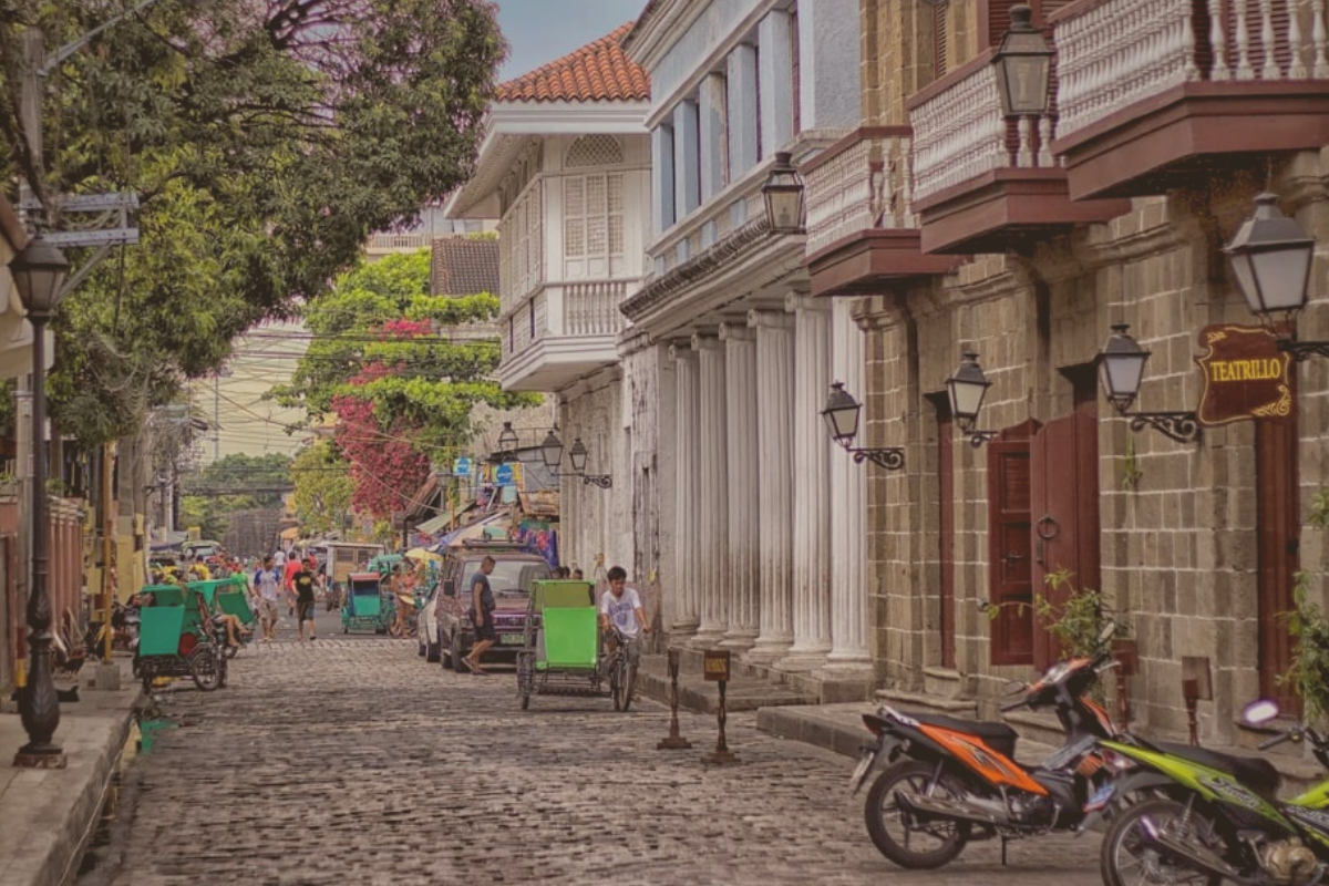 dạo chơi 1 ngày thành cổ Intramuros